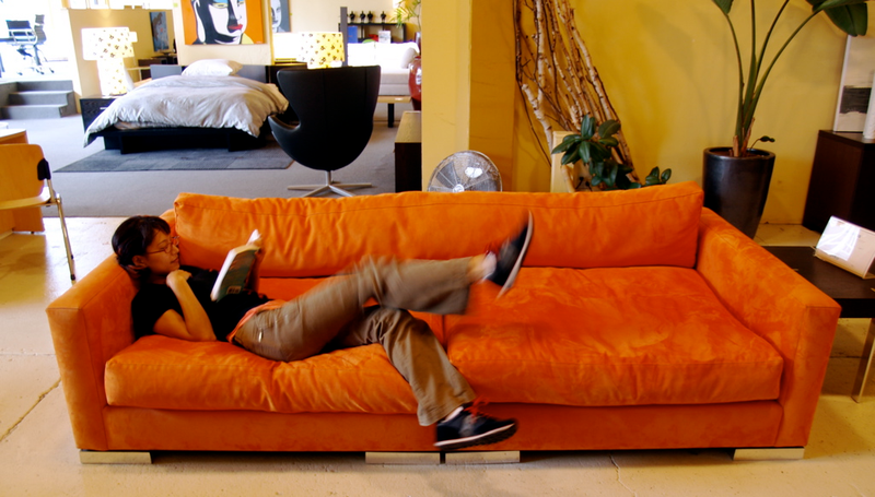 Illustration for article titled The Perfect Couch For a Lazy Gizmodian